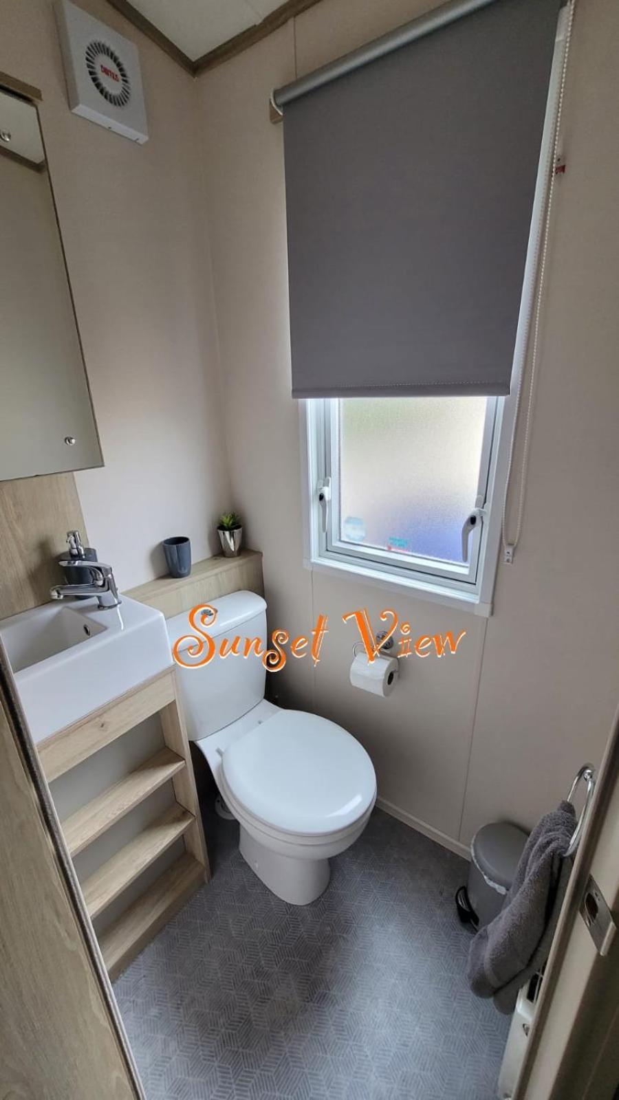 Tattershall Lakes Sunset View Caravan Lakeside, Hot Tub, Garden, Private Fishing Peg & Wifi Екстериор снимка