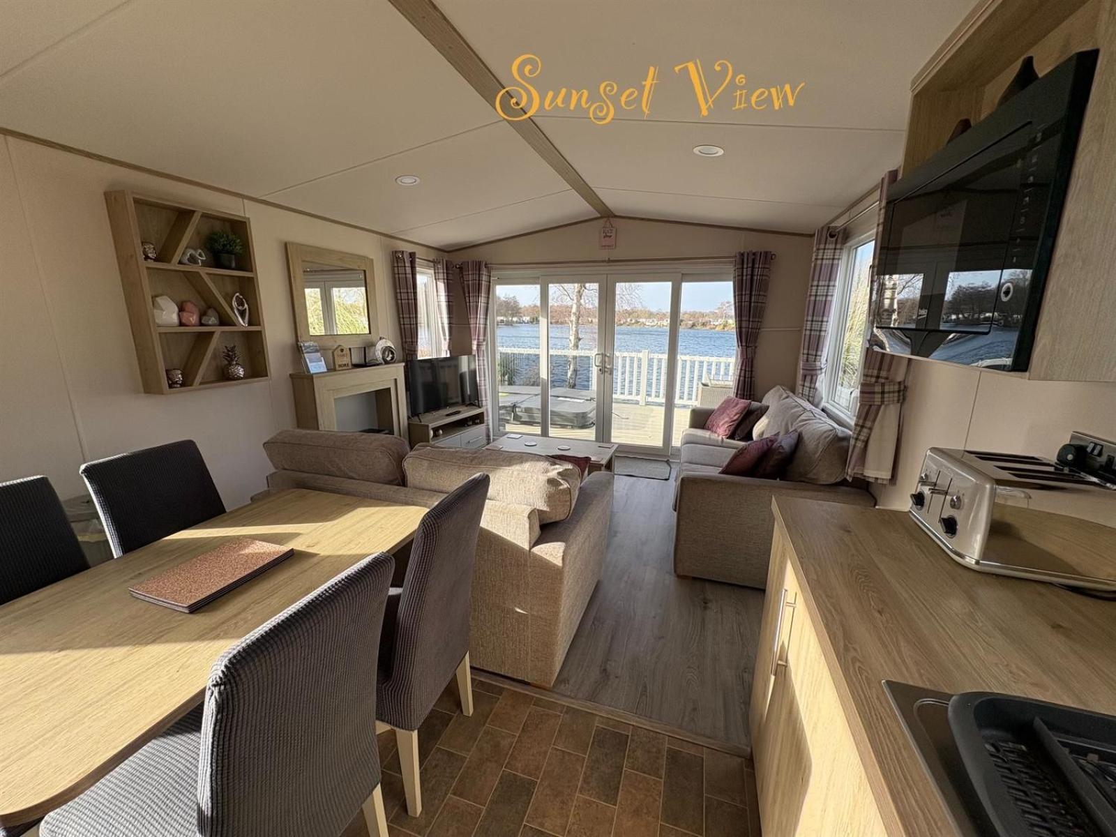Tattershall Lakes Sunset View Caravan Lakeside, Hot Tub, Garden, Private Fishing Peg & Wifi Екстериор снимка
